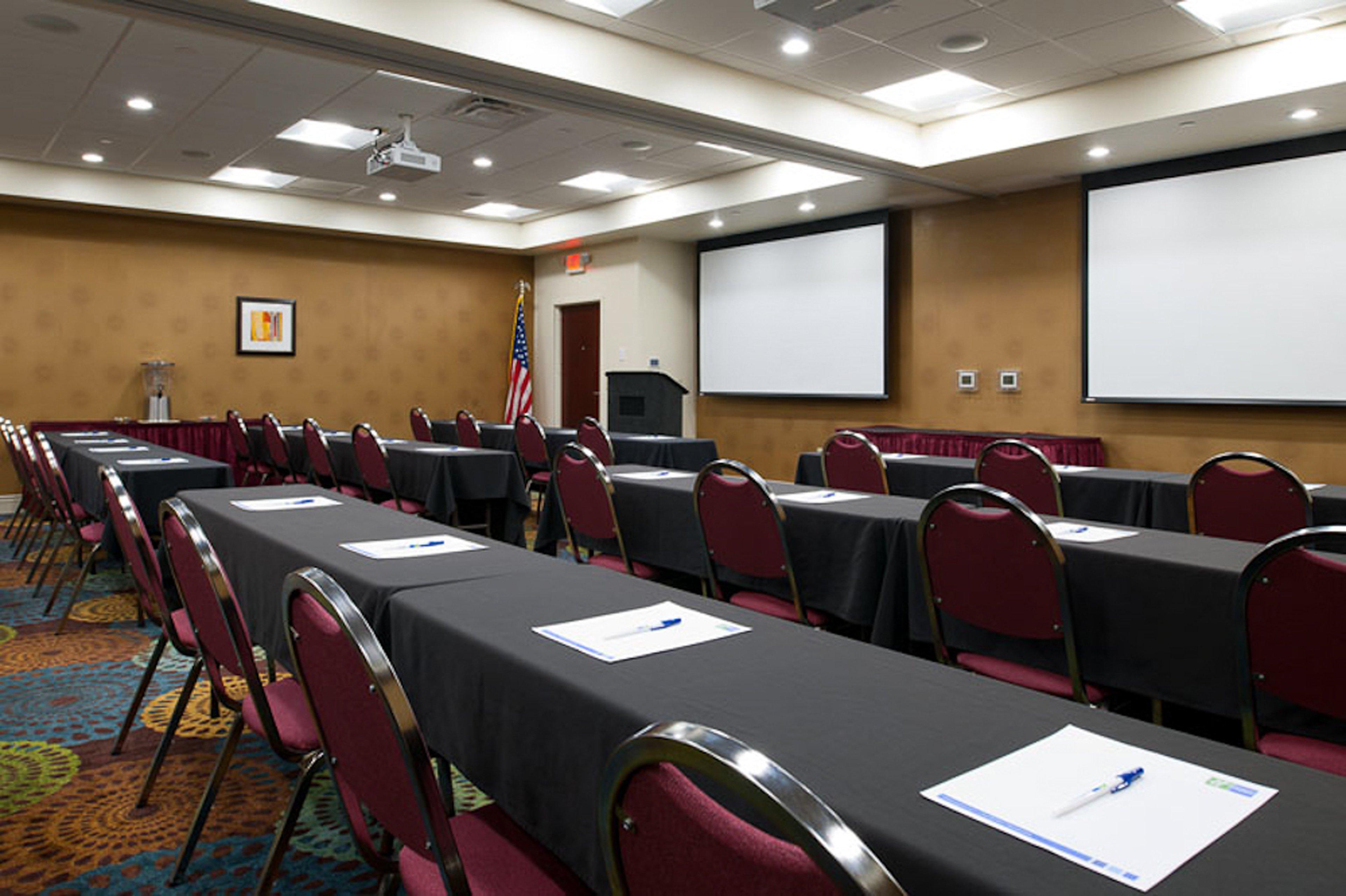 Holiday Inn Express Pittsburgh West - Greentree, An Ihg Hotel Crafton Exteriér fotografie