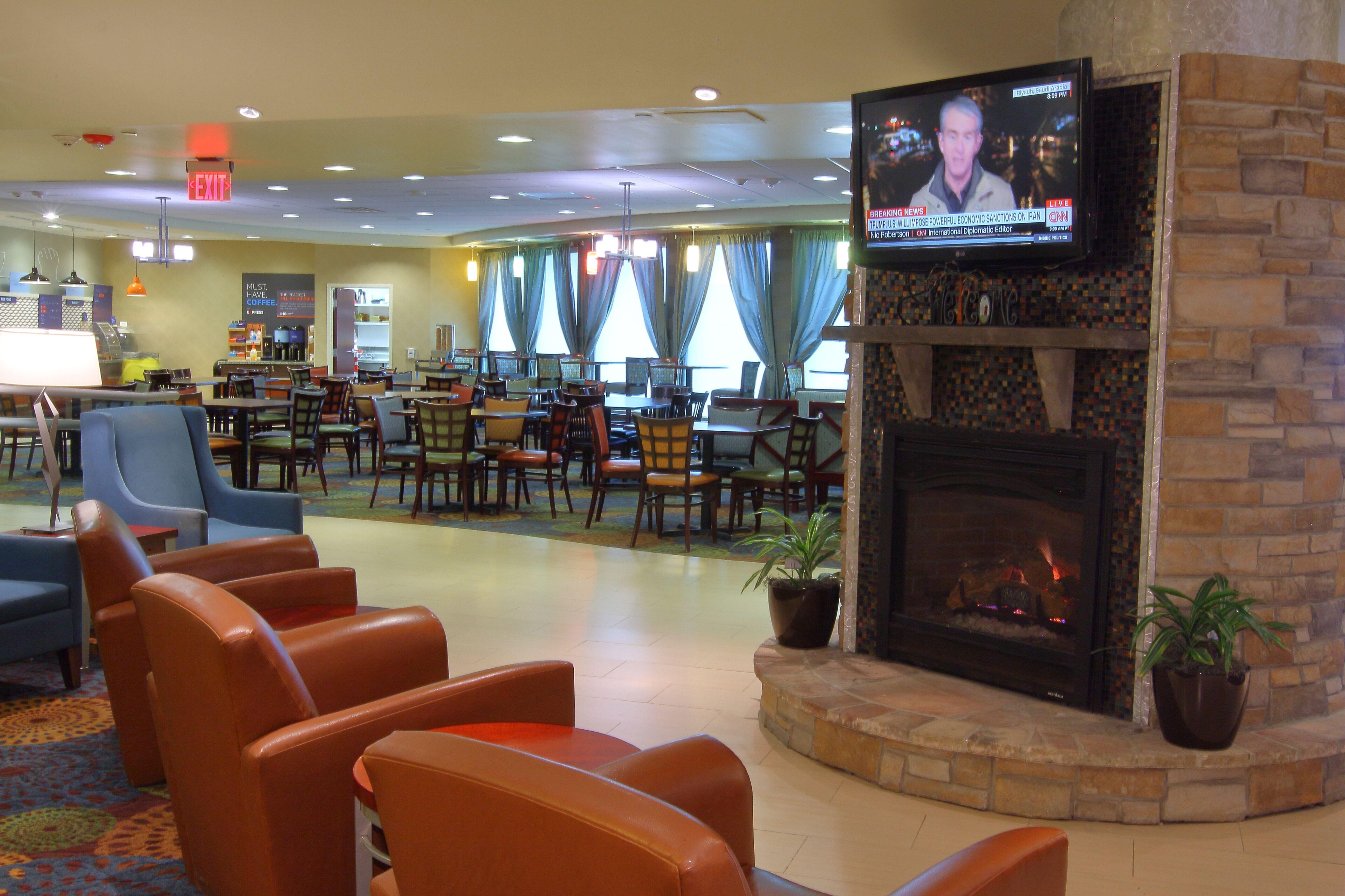 Holiday Inn Express Pittsburgh West - Greentree, An Ihg Hotel Crafton Exteriér fotografie