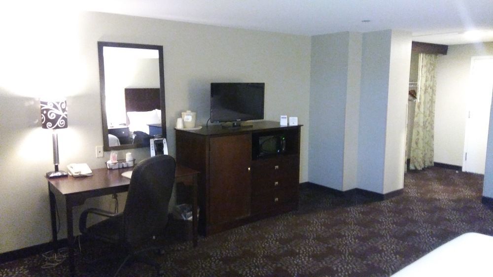 Holiday Inn Express Pittsburgh West - Greentree, An Ihg Hotel Crafton Exteriér fotografie