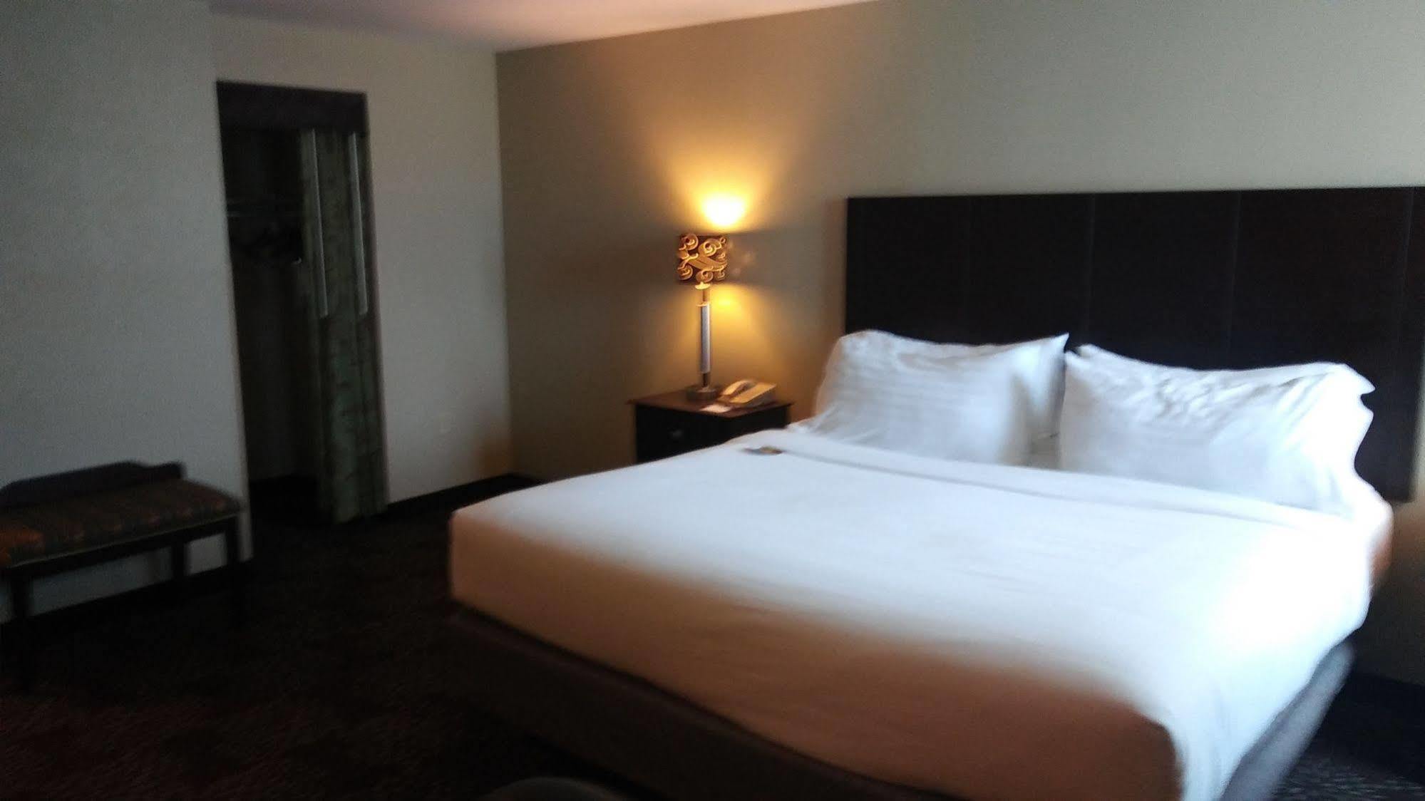 Holiday Inn Express Pittsburgh West - Greentree, An Ihg Hotel Crafton Exteriér fotografie
